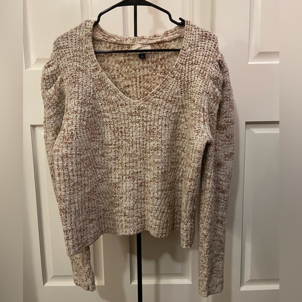 Universal Thread V-Neck Sweater - Cream and Brown